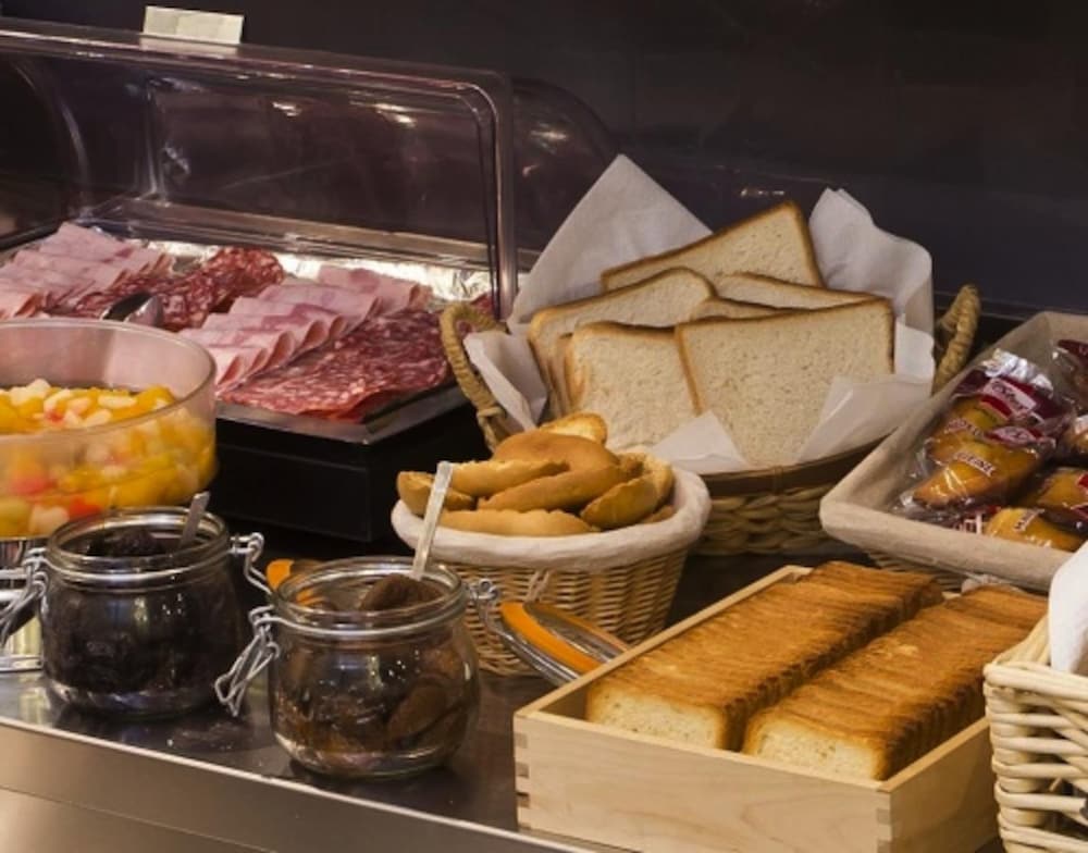 Фото Hotel Home Latin