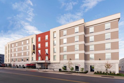 Гостиница Home2 Suites by Hilton Louisville Downtown NuLu в Луисвилле