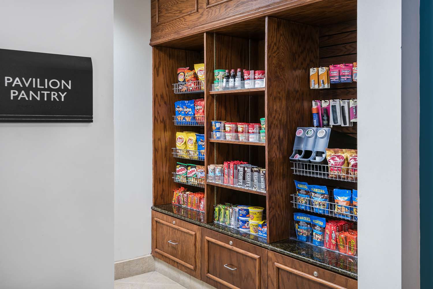 Фото Hilton Garden Inn San Antonio Airport