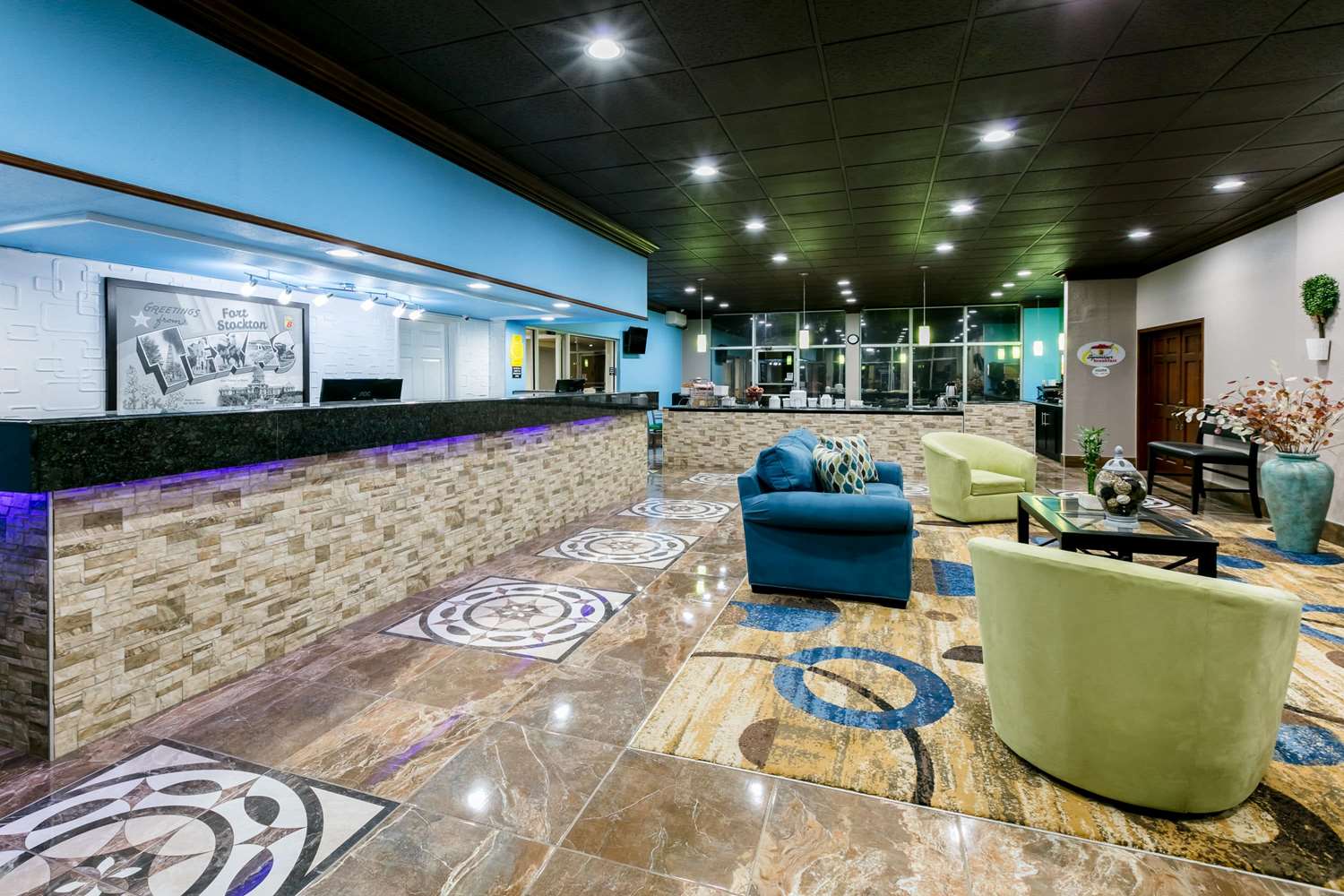 Фото отеля 2