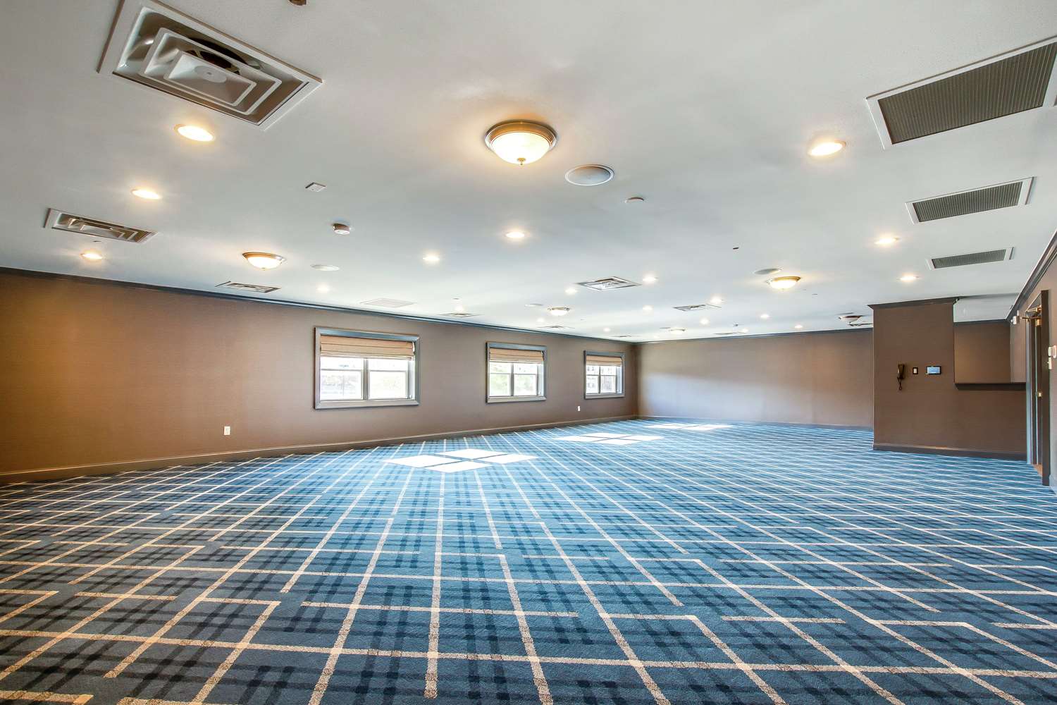 Фото The Campbell House Lexington, Curio Collection by Hilton