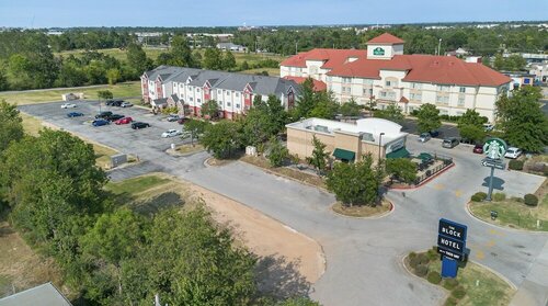 Гостиница Microtel Inn & Suites by Wyndham Bentonville в Бентонвилле
