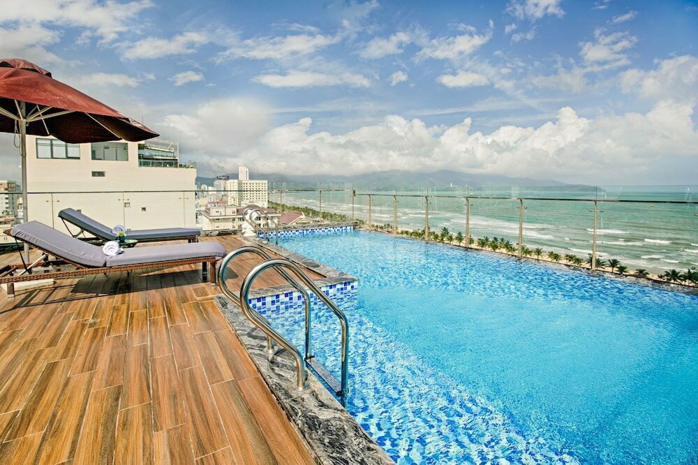 Hotel Halina Hotel And Apartment , Da Nang, photo