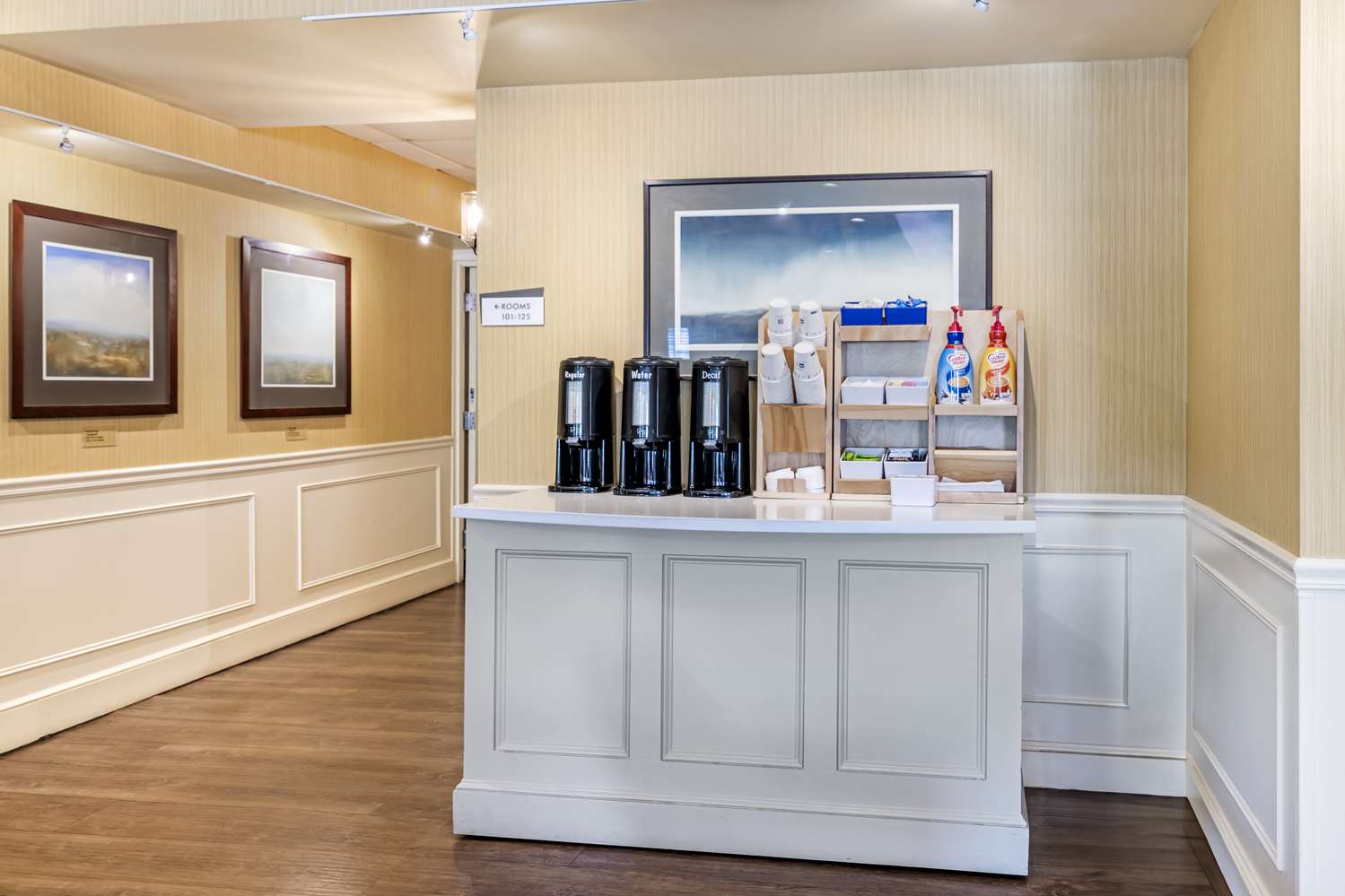 Фото Best Western Springfield Hotel