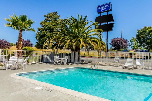 Гостиница Rodeway Inn Wine Country в Ронерт Парке