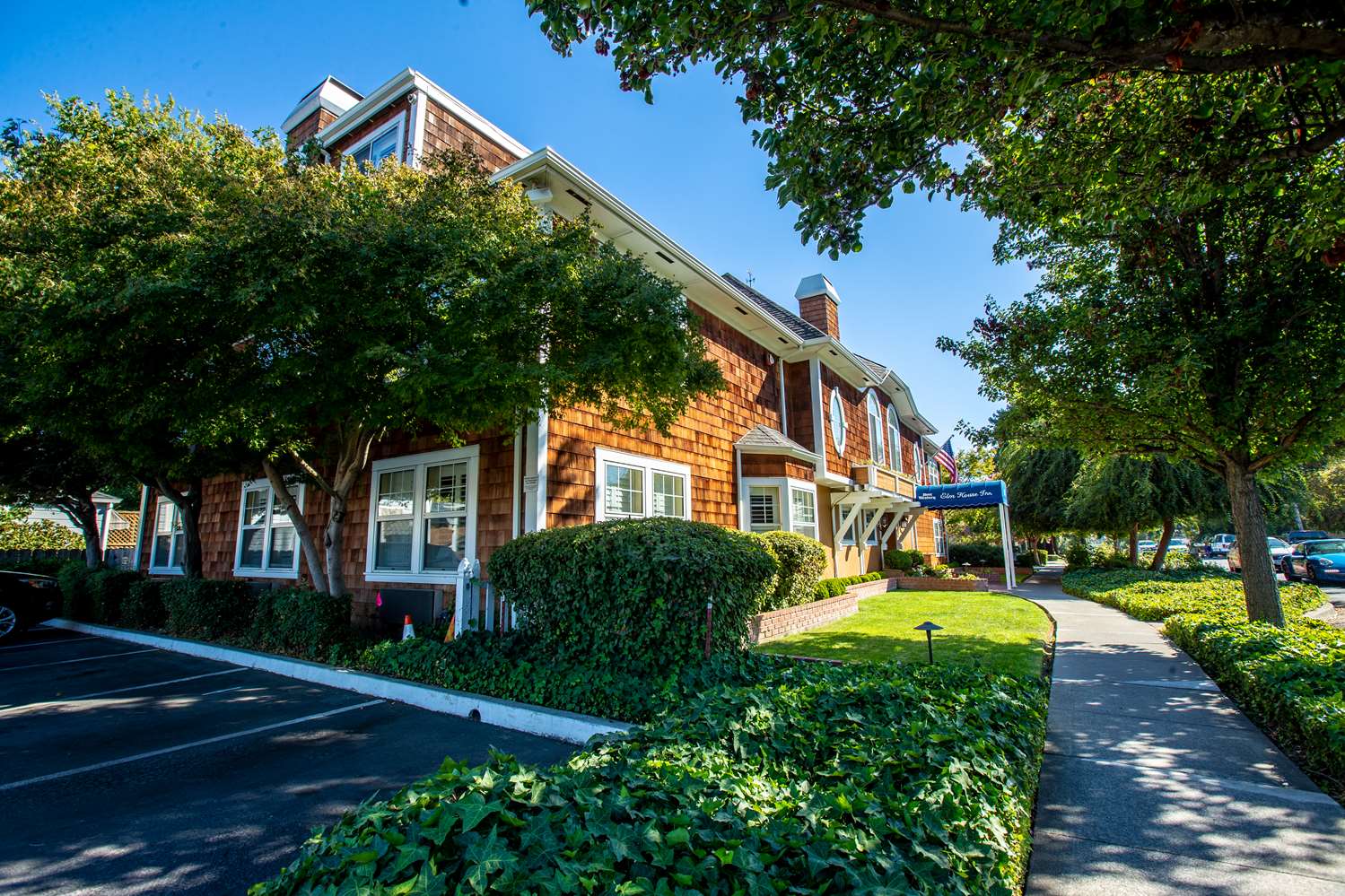 Фото Elm House Inn