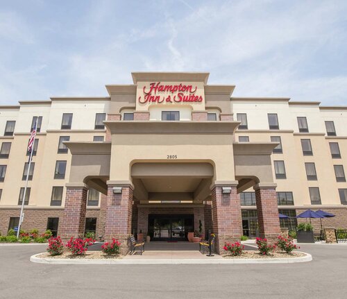 Внешний вид отеля Hampton Inn & Suites Pittsburgh/Harmarville в Питтсбурге, фото 3