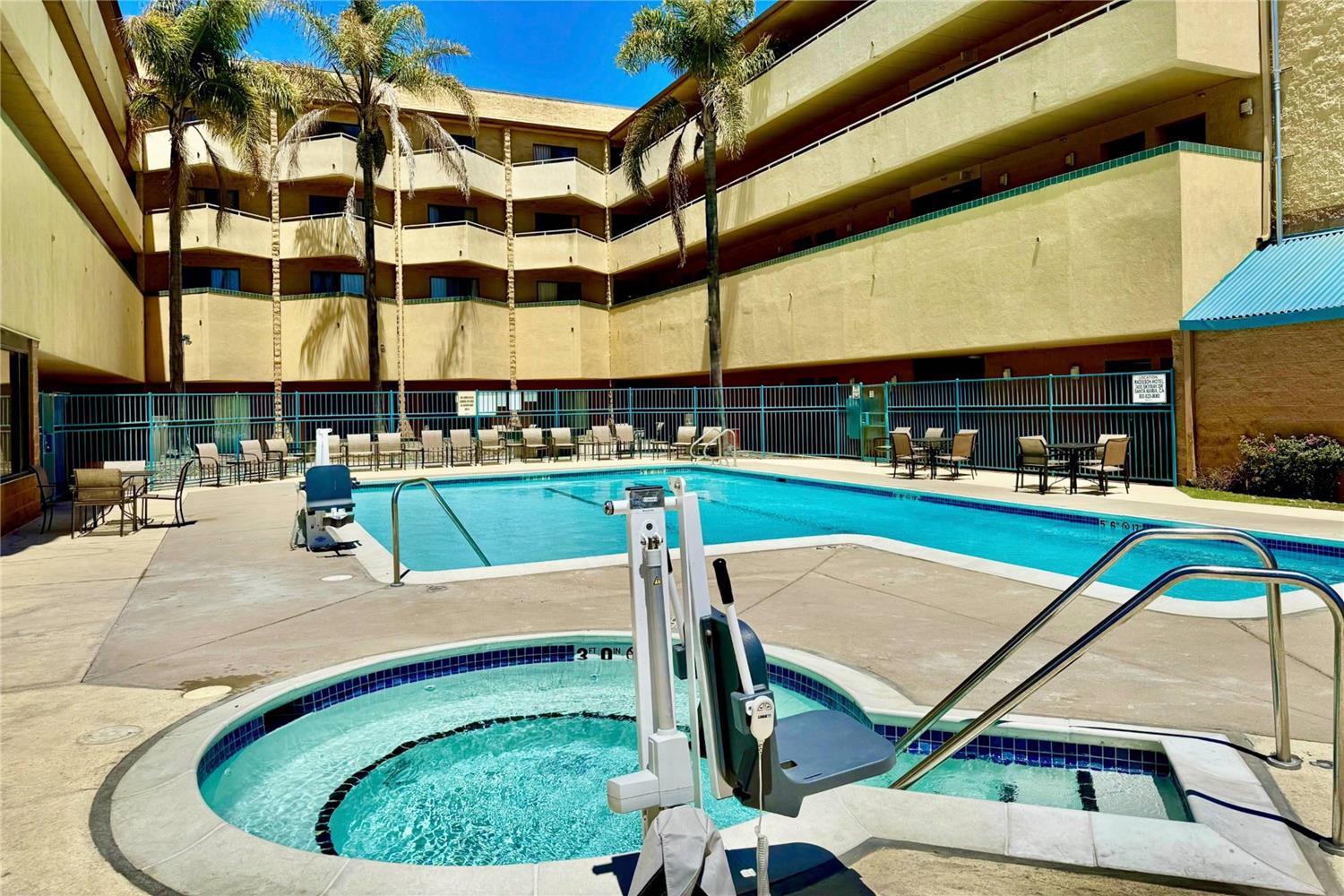 Фото Radisson Hotel Santa Maria