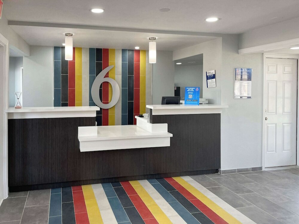 Фото Studio 6 Tulsa, Ok - Central