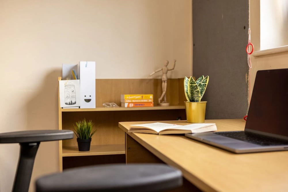 Фото John Lester & Eddie Colman Courts - Campus Accommodation