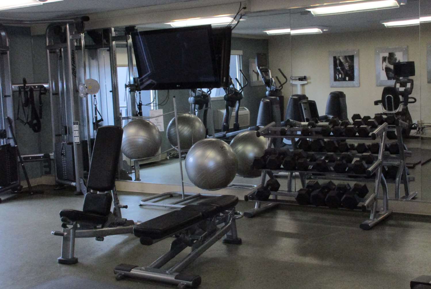 Фото Hotel Fort Wayne