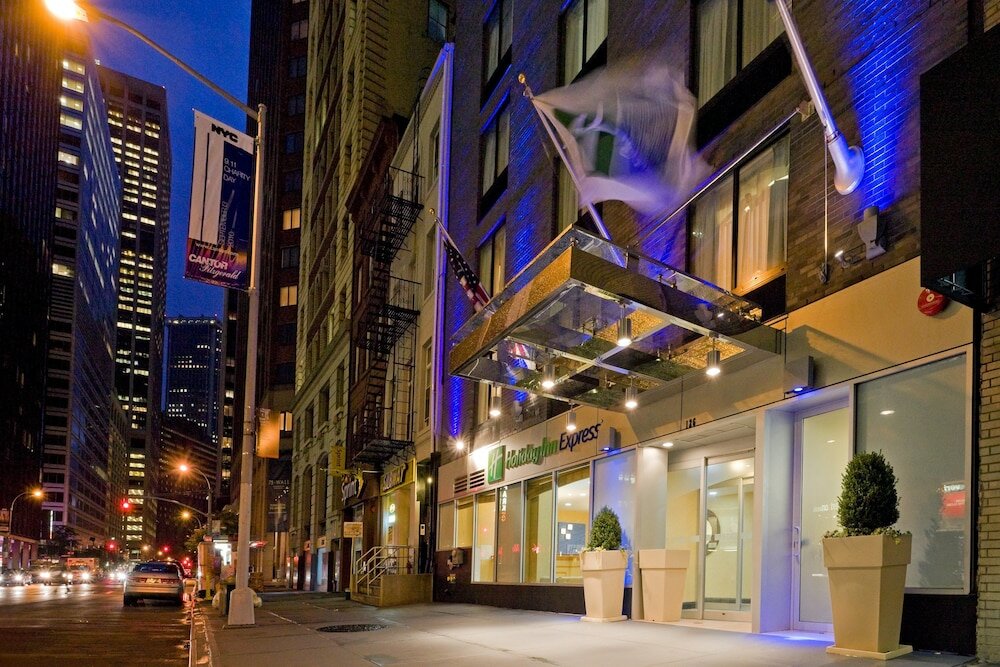 Фото Holiday Inn Express New York City- Wall Street, an Ihg Hotel