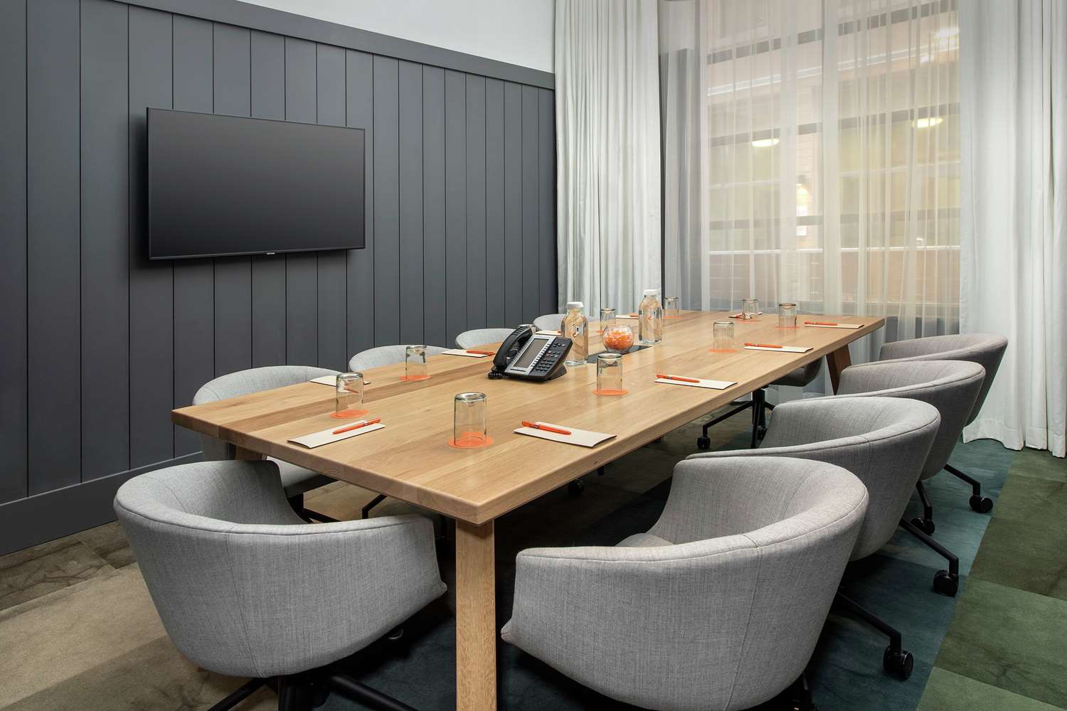 Фото Canopy by Hilton Ithaca Downtown