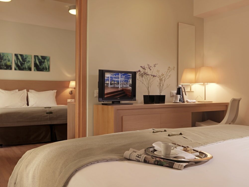 Фото Elefsina Hotel