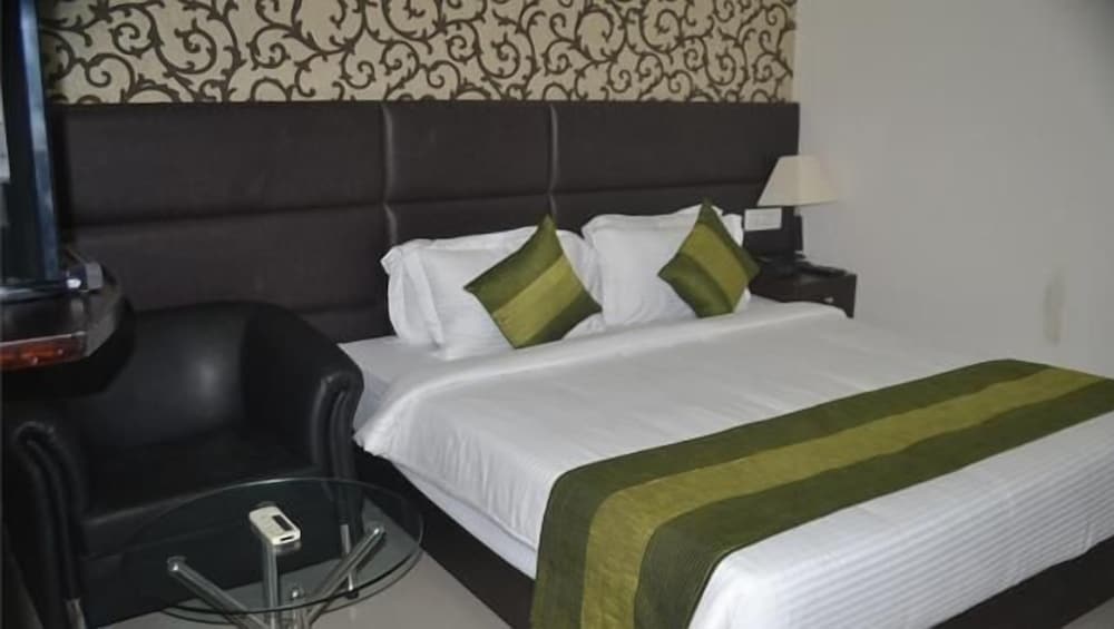 Фото Hotel Patliputra Nirvanaa