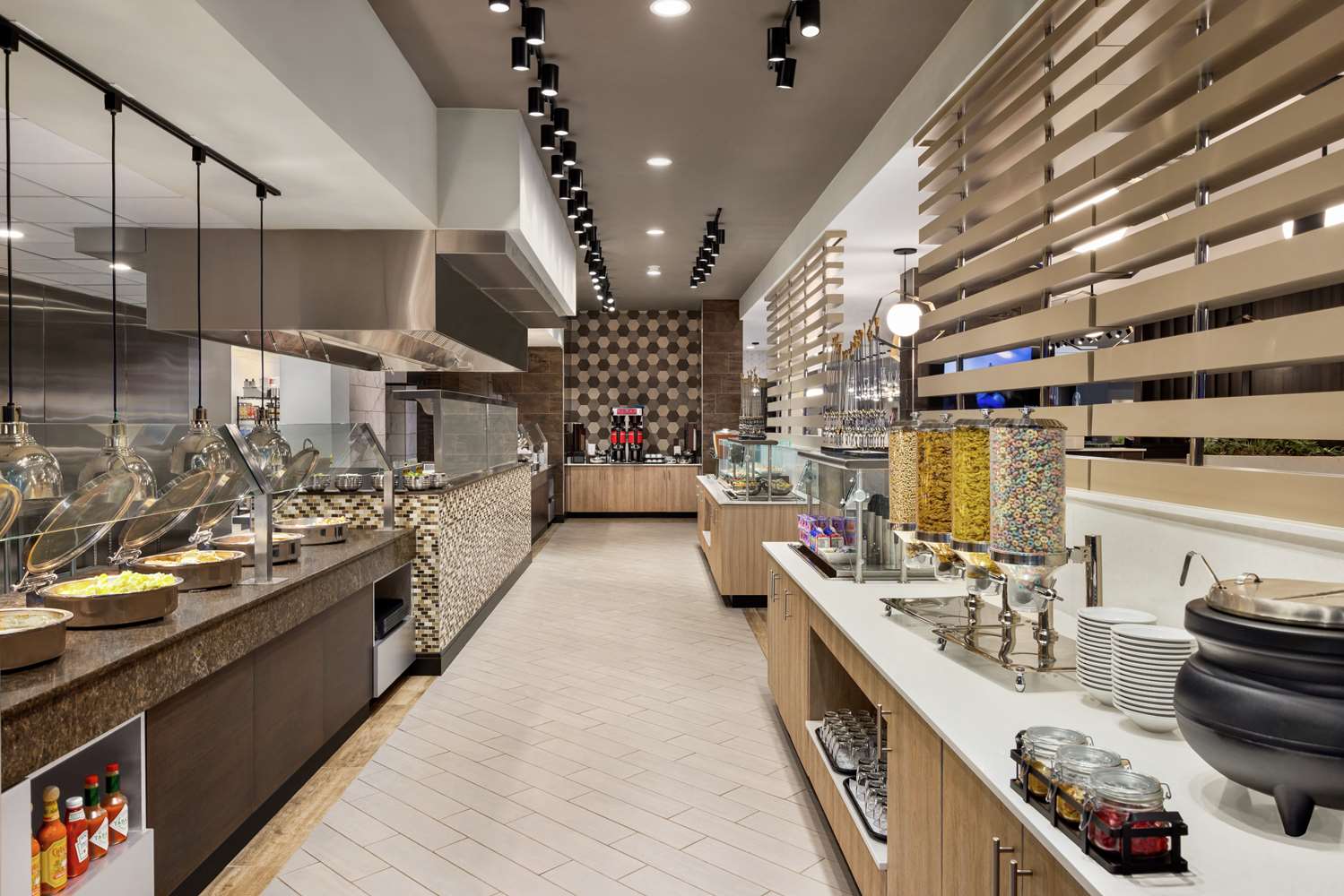 Фото Embassy Suites by Hilton Round Rock