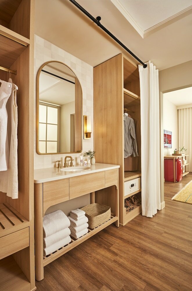 Фото Virgin Hotels Dallas