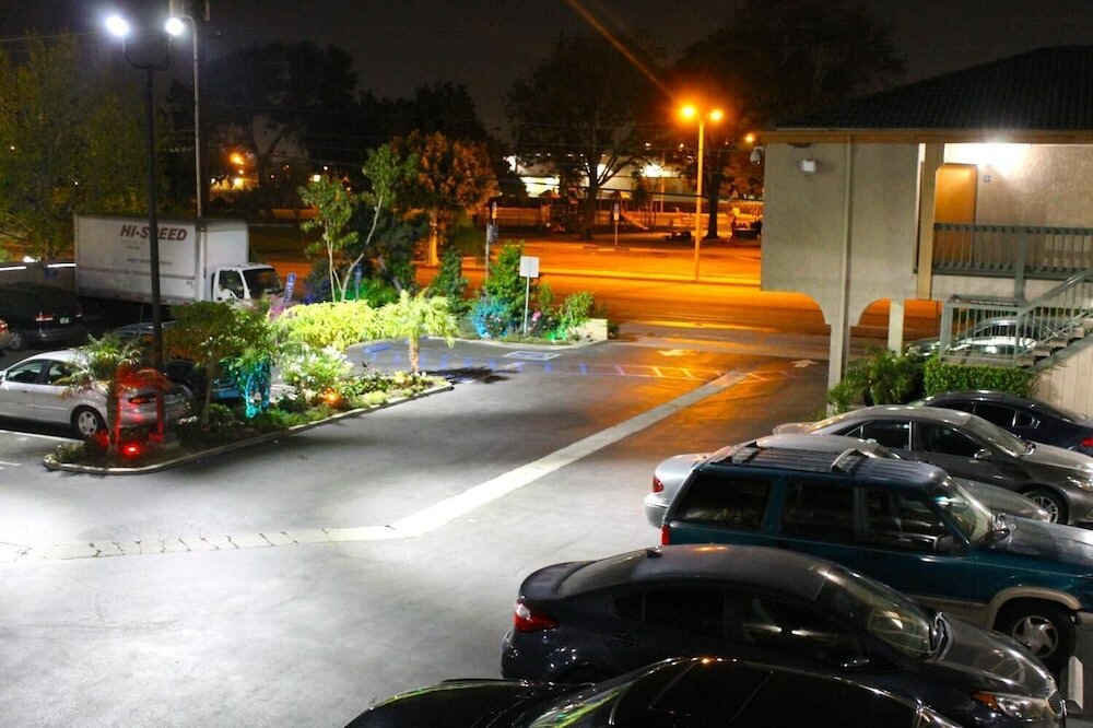 Фото El Rancho Inn Hawthorne