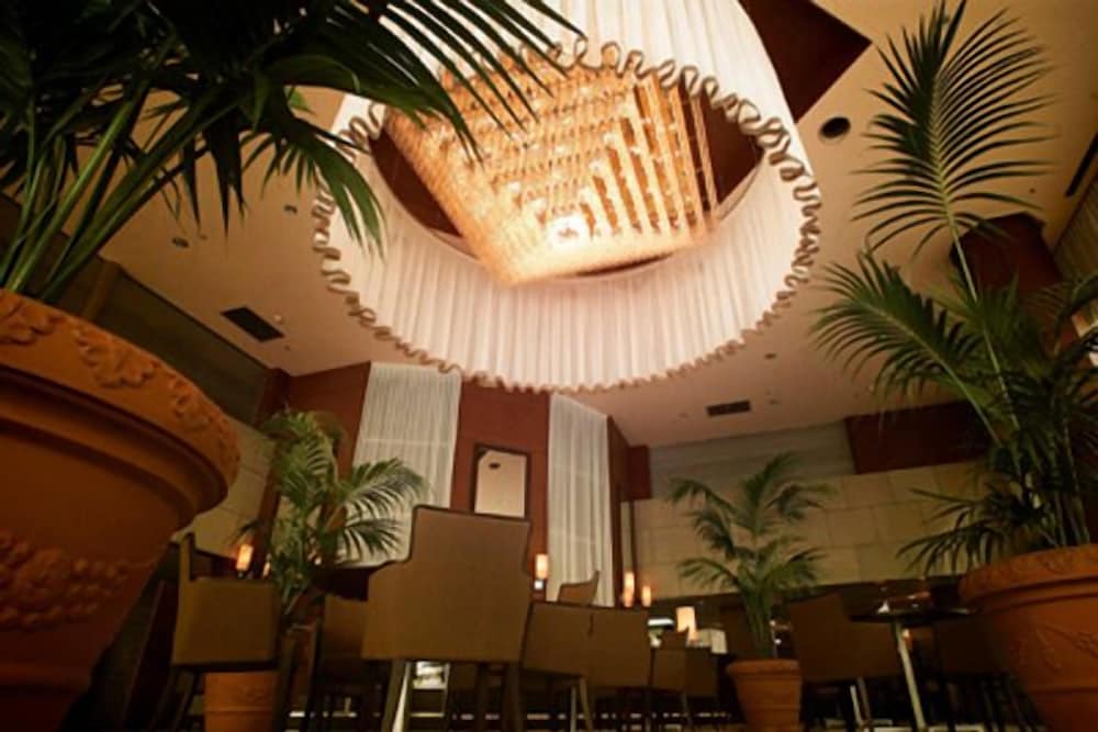 Фото Utazu Grand Hotel