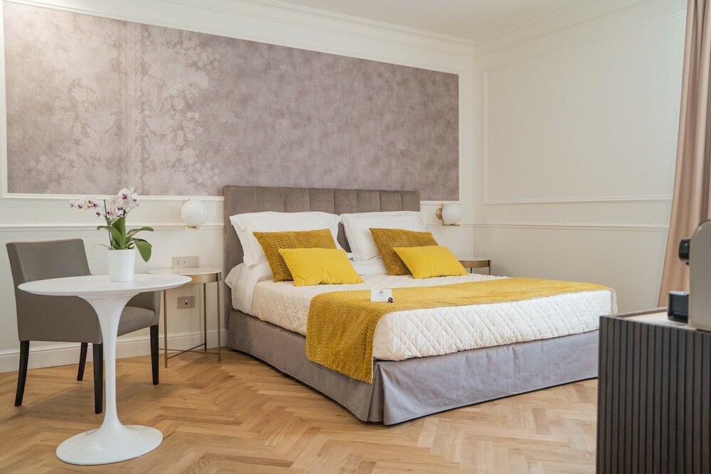 Фото Palazzo Franceschini