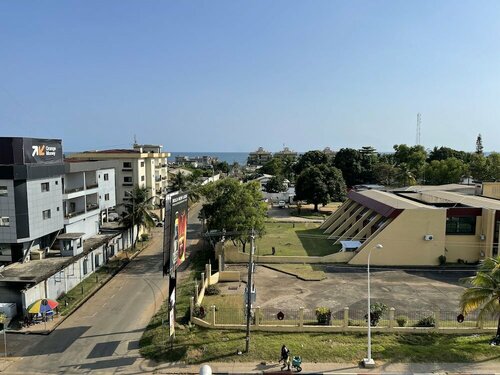 Гостиница Boulevard Palace Hotel в Монровии