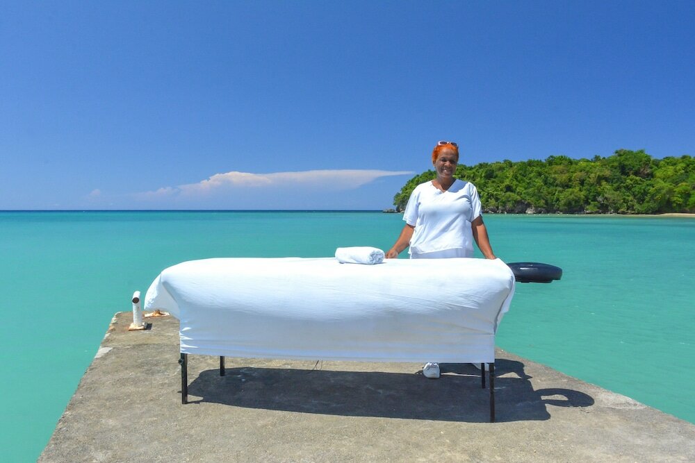 Фото Sand And Tan Beach Hotel