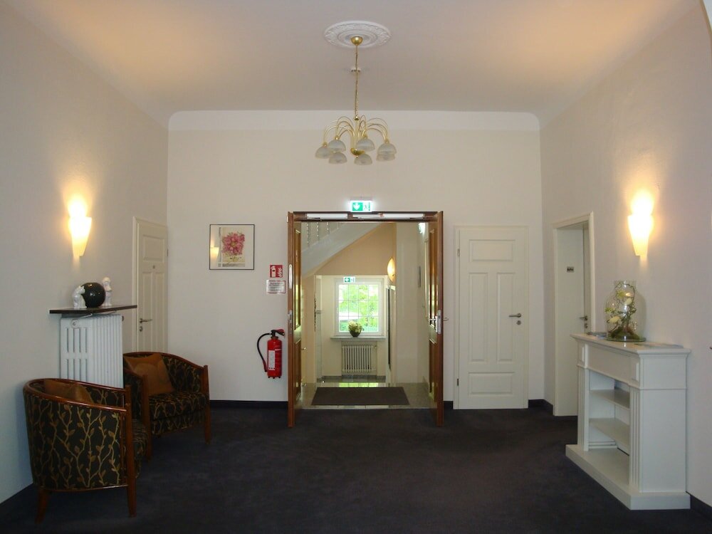 Фото Hotel Bellevue