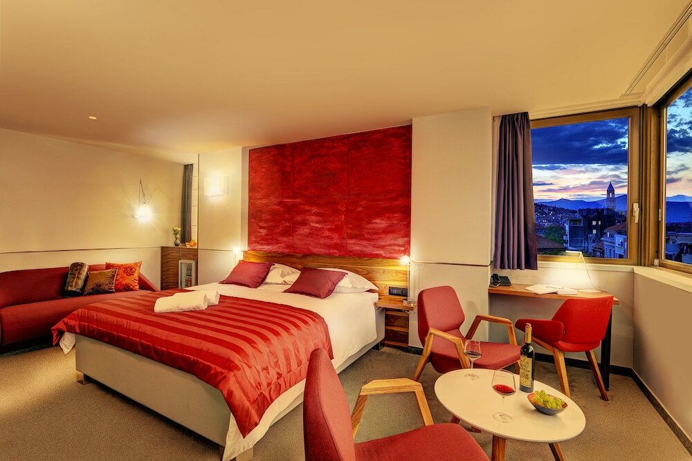 Фото Horizon Luxury Suites