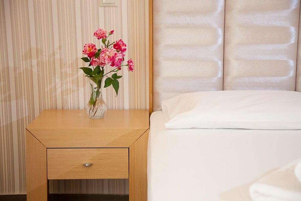 Фото Hotel Kanali