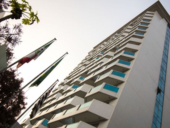 Фото Hotel The Premium