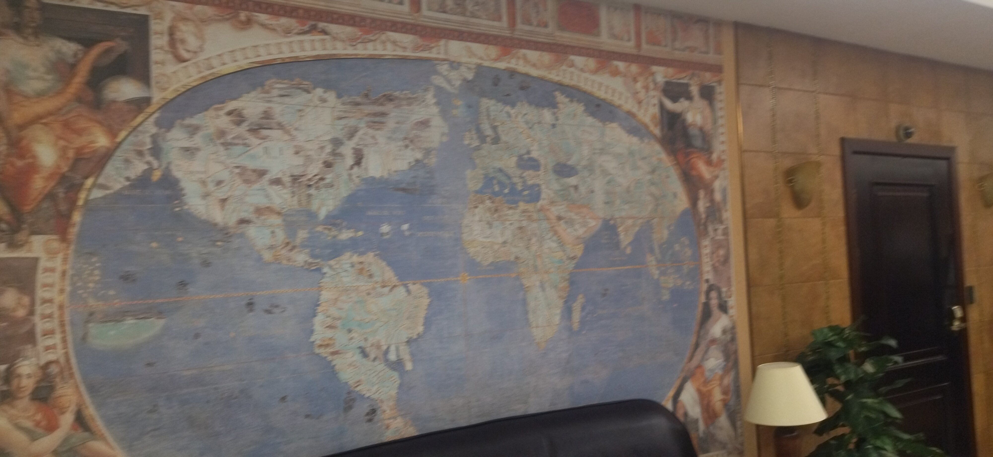 Фото Аэрополис