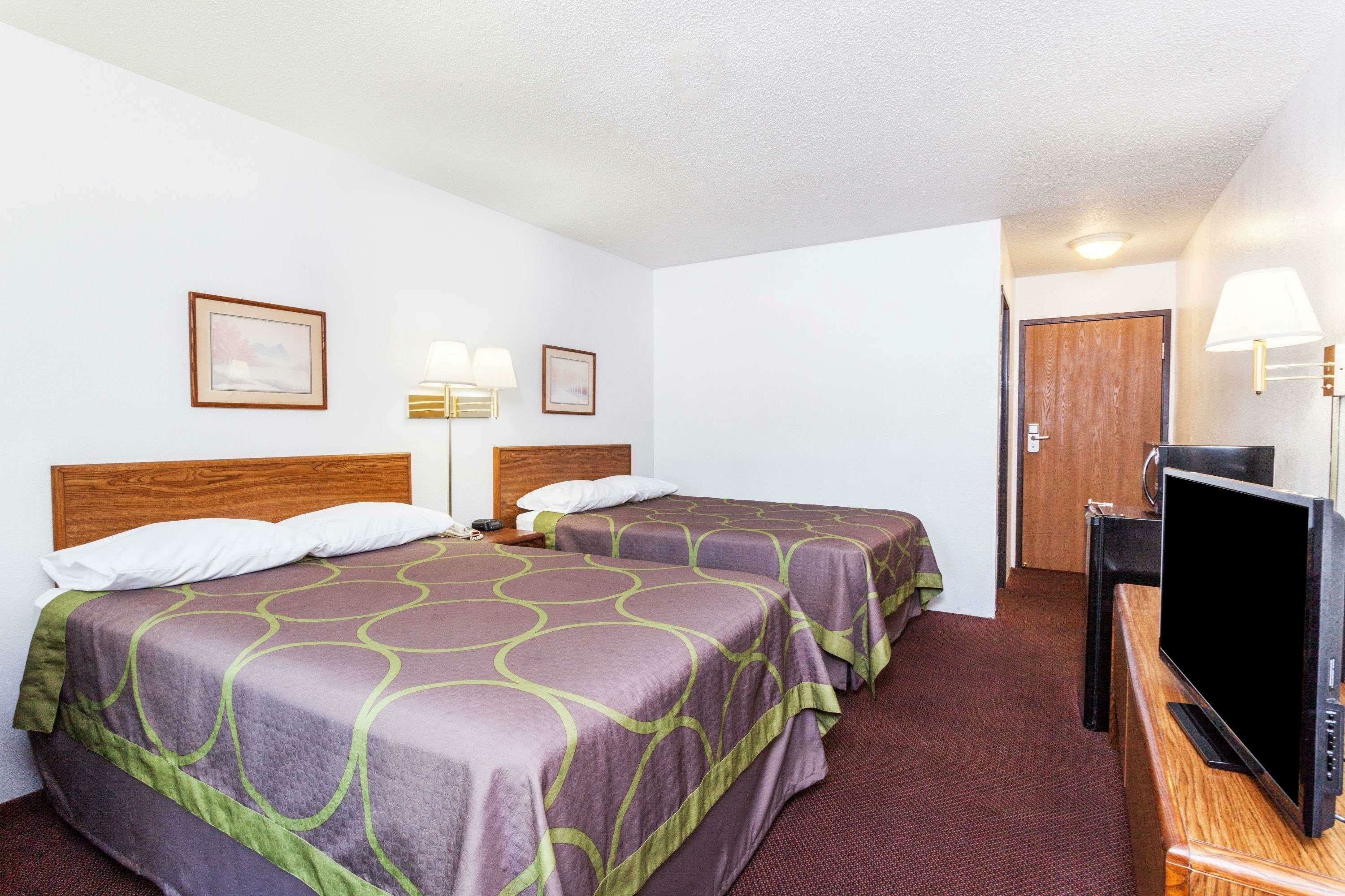 Фото Super 8 by Wyndham Winchester Va