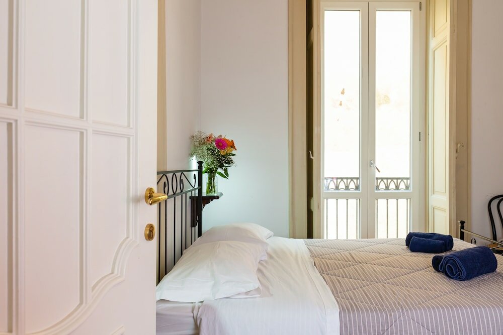 Фото Hotel Napoli Mia