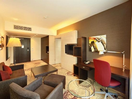 Фото DoubleTree by Hilton Hotel Kosice