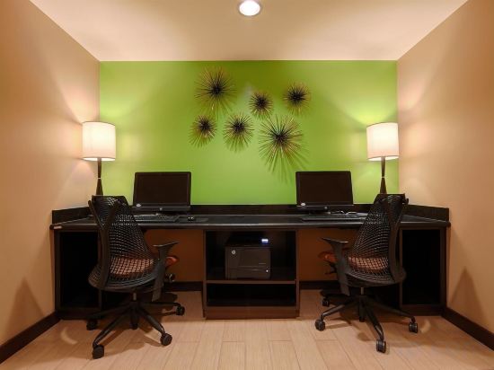 Фото Best Western Plus College Park Hotel