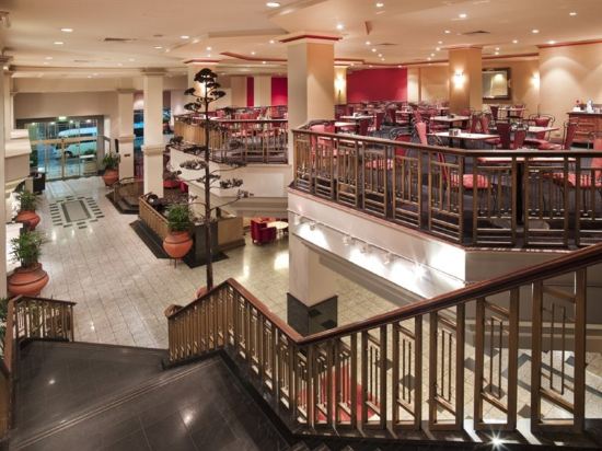 Фото Hotel Grand Chancellor Adelaide