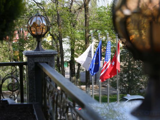 Фото The Plaza Hotel Bishkek