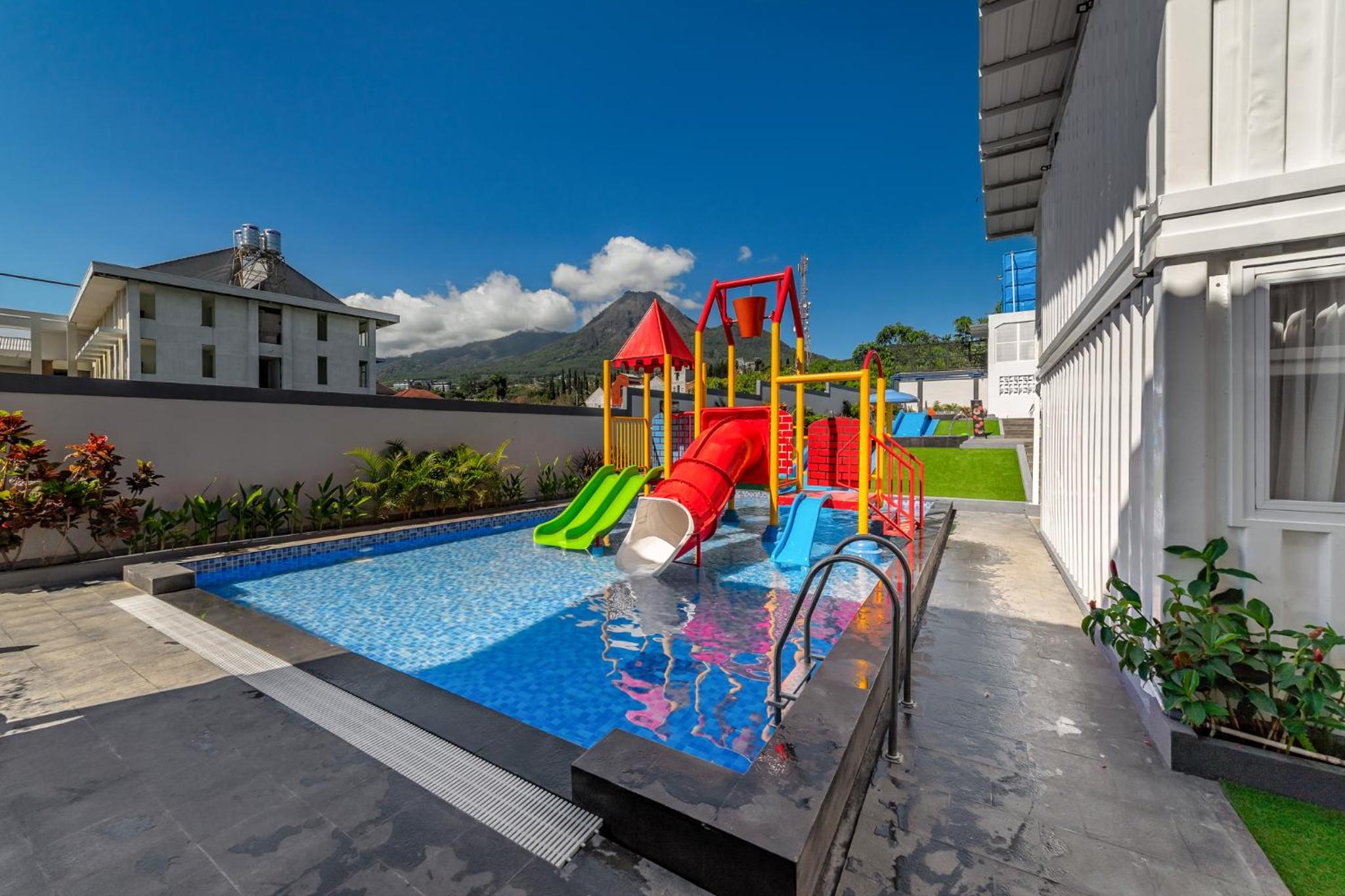 Фото Kontena Hotel