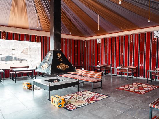 Фото Mirage Desert Camp