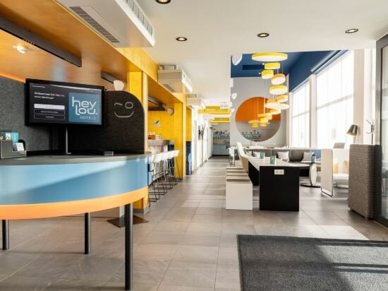 Фото Styles Hotel Nördlingen