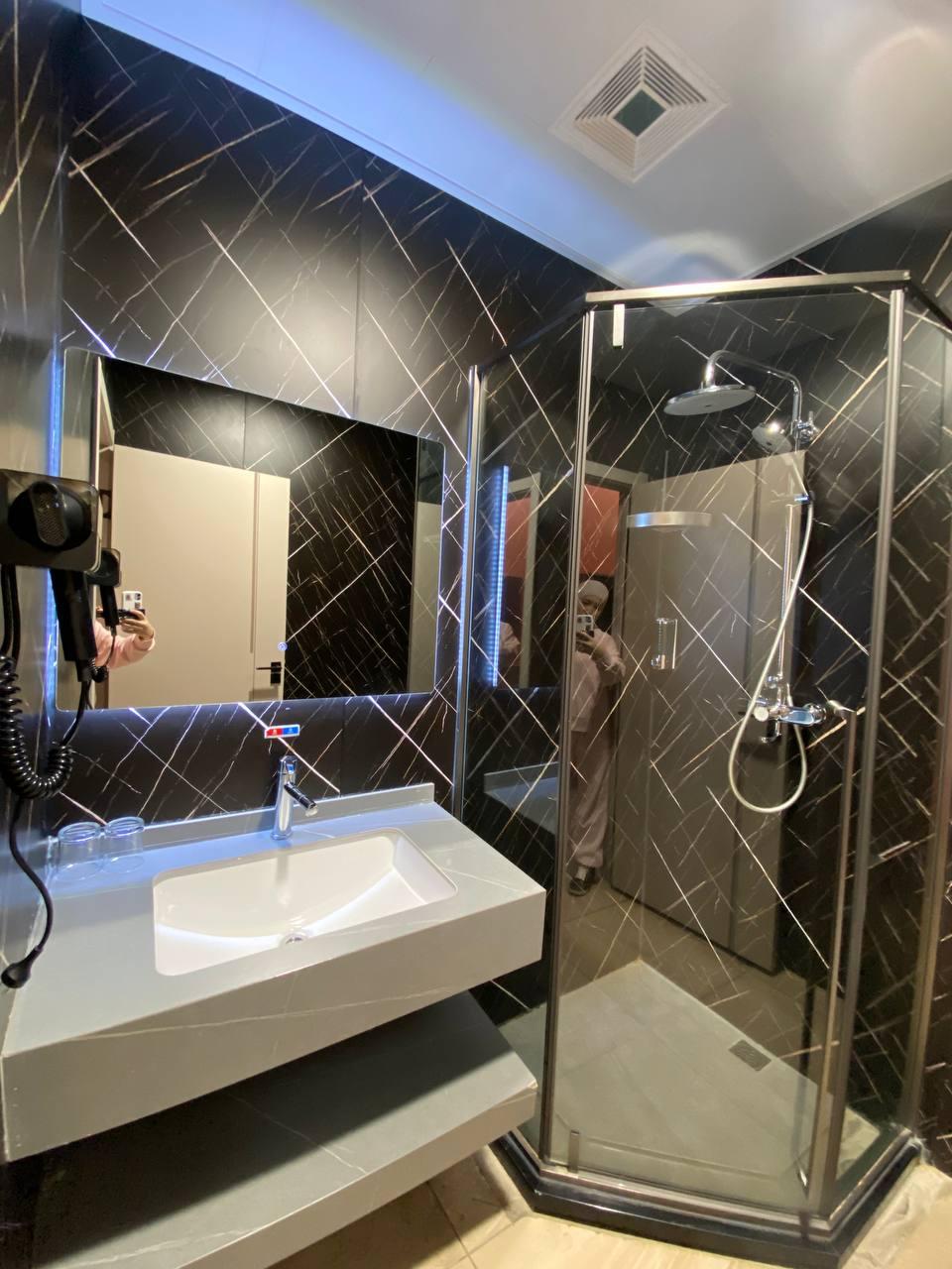 Фото Holiday Hotel