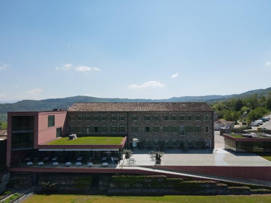 Фото Winery & Design hotel Roxanich