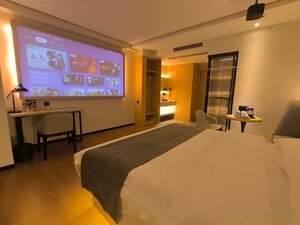 Bomai Hotel (12th Floor, Building 29, Hengdaxuefu, Heyun Road), hotel