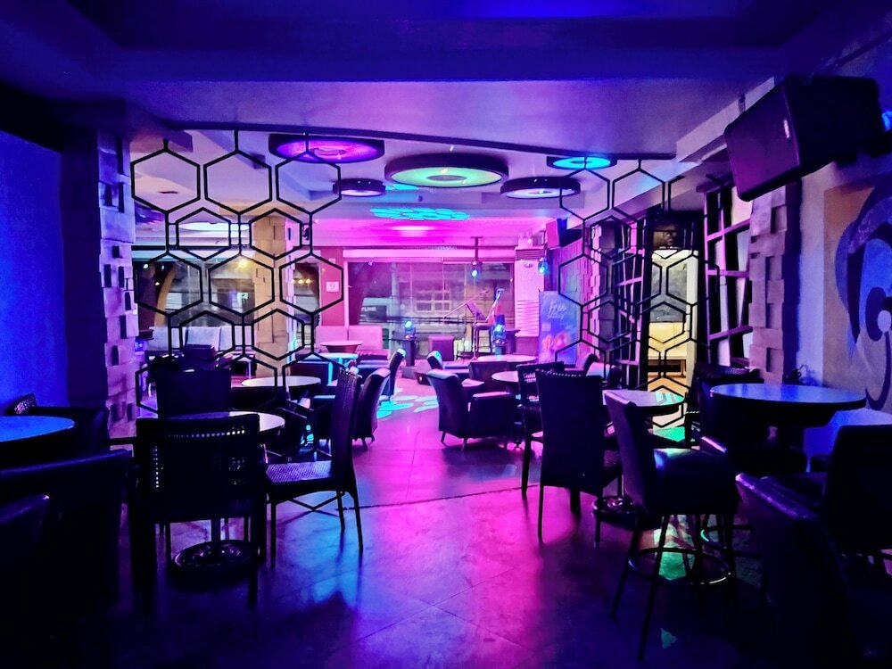 Фото Mo2 Westown Hotel Bacolod - Downtown