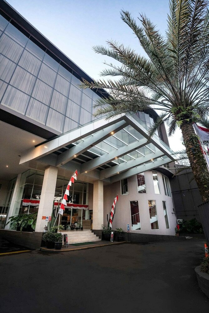 Фото Grandia Hotel