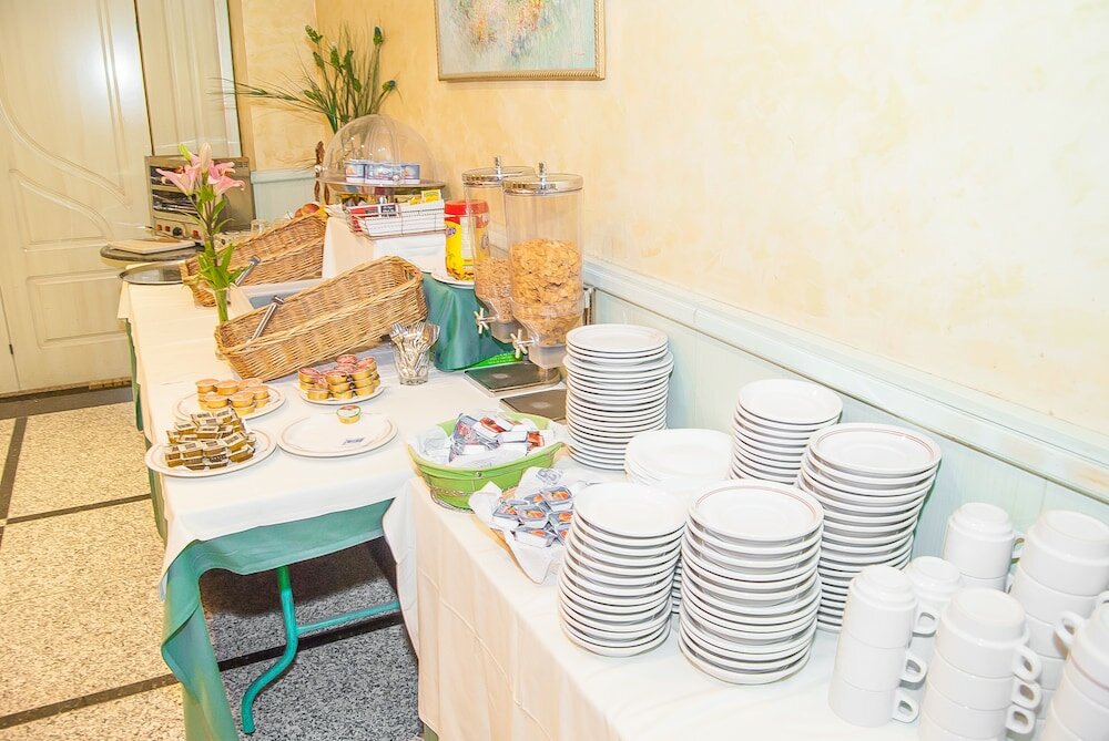 Фото Hotel Ana Maria