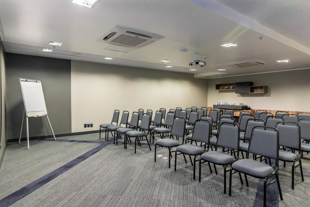 Фото Novotel Curitiba Batel