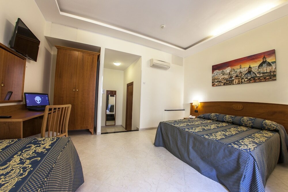 Фото Hotel Domus Praetoria