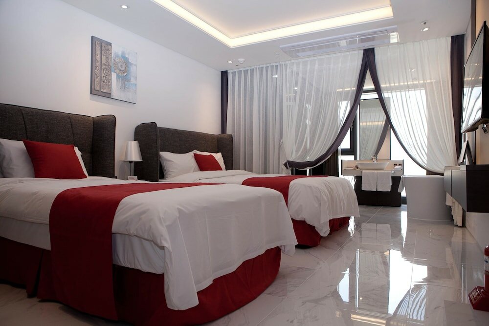 Фото Seoubong Beach Hotel