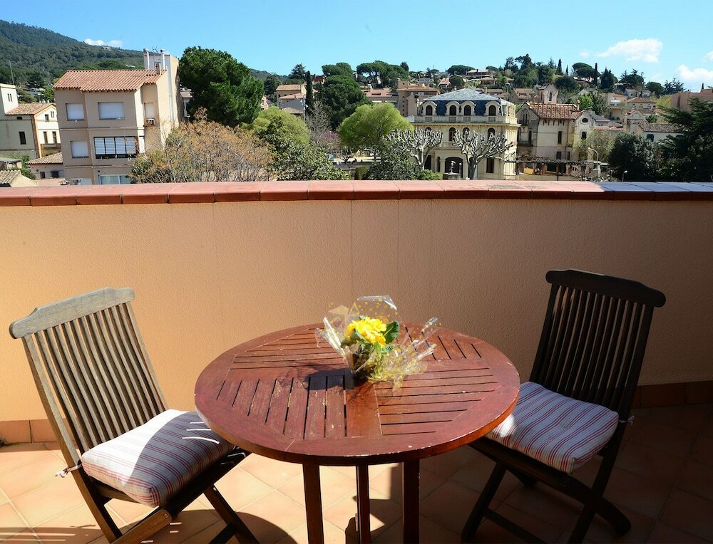 Фото Hotel Termes La Garriga